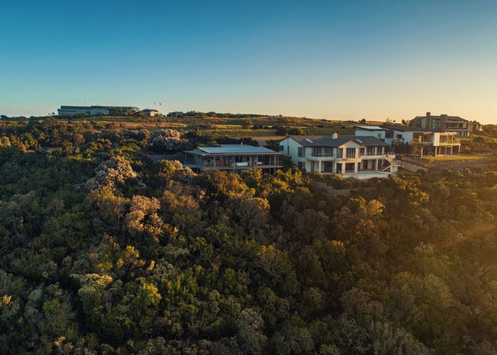 Pringle Bay villa overview